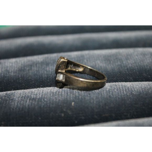 Clear Stone Silver Band Fashion Costume Ring Size 7 - Picture 4 of 7